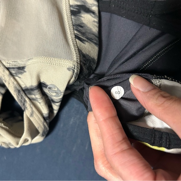 Lululemon Flow Y bra bundle - Picture 8 of 9